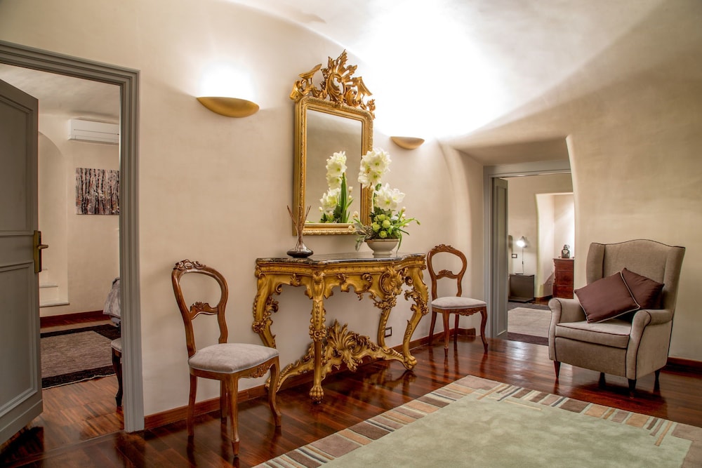 Palazzo De Cupis 39/54