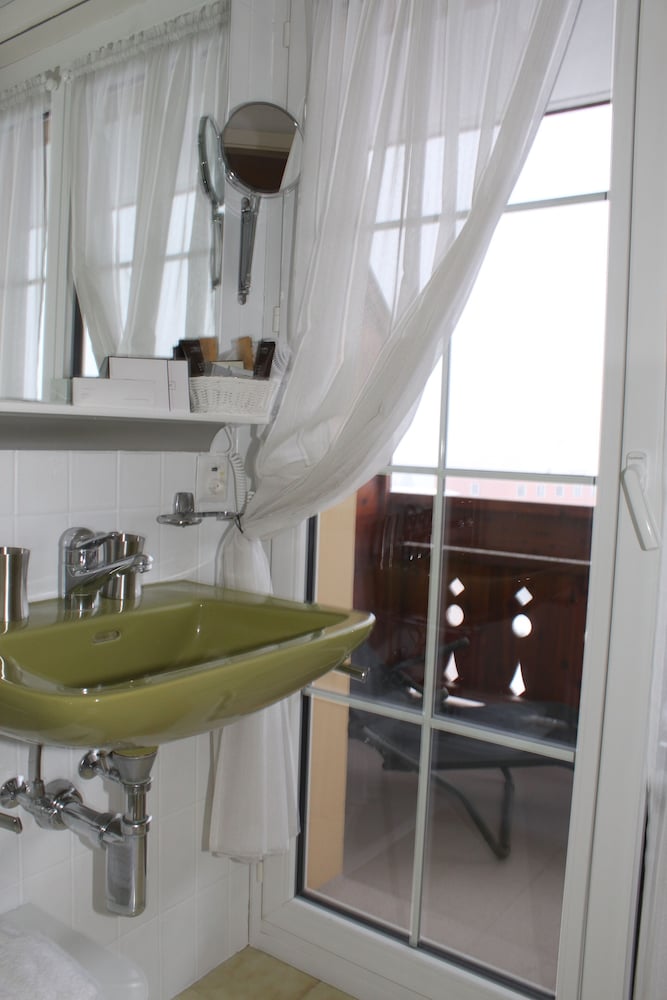 Grichting Hotel & Serviced Apartments 26/65
