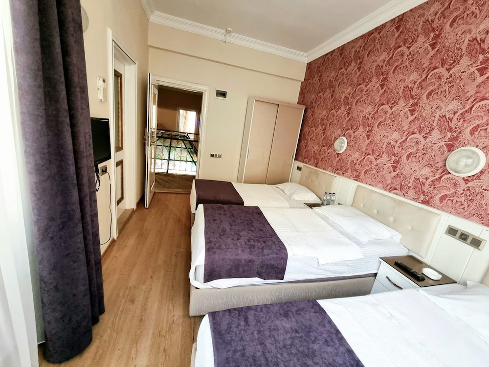 Europa Hotel 18/61