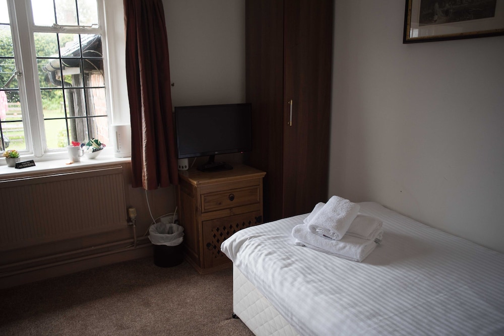 Village House Hotel - Inn 14/31