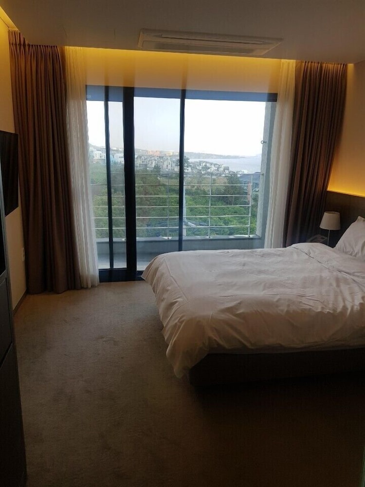 Grandmer Hotel Jeju 25/67