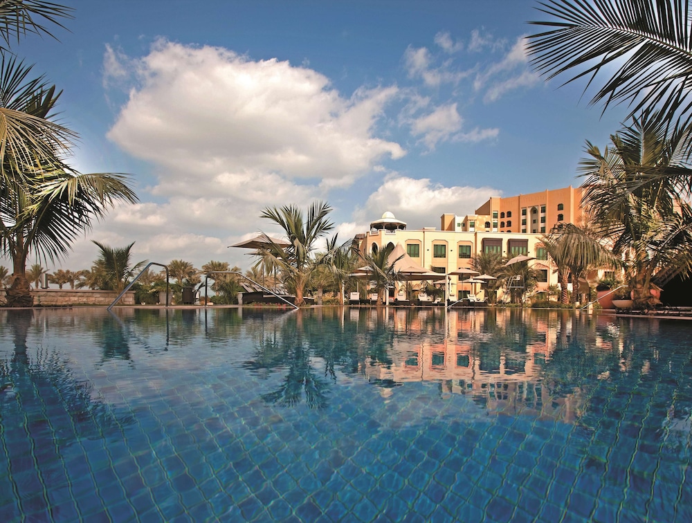 Shangri La Qaryat Al Beri 9/77