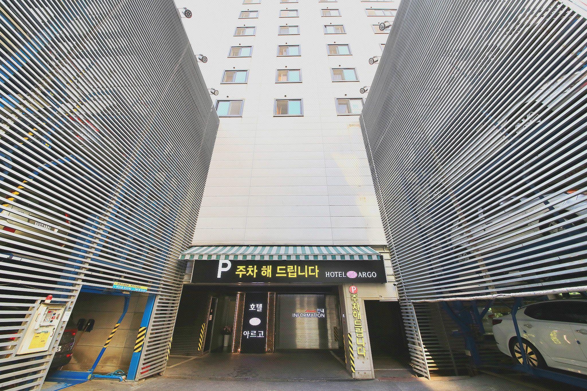 HOTEL ARGO 39/48