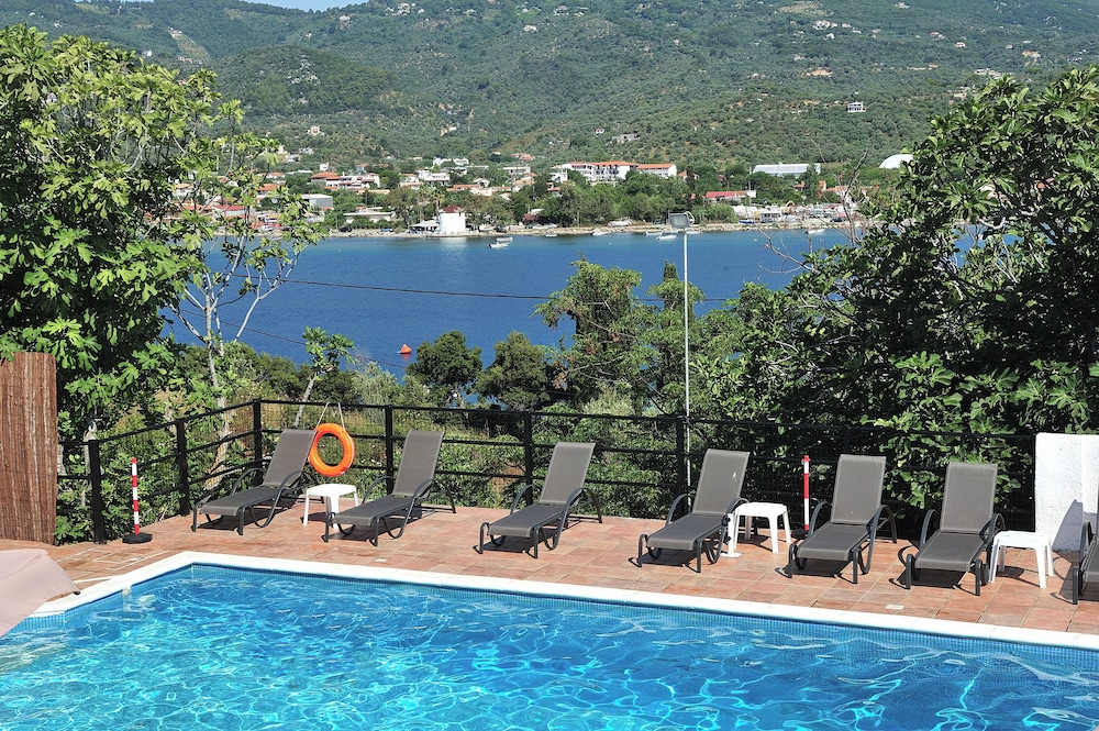 Anamar Skiathos 37/48