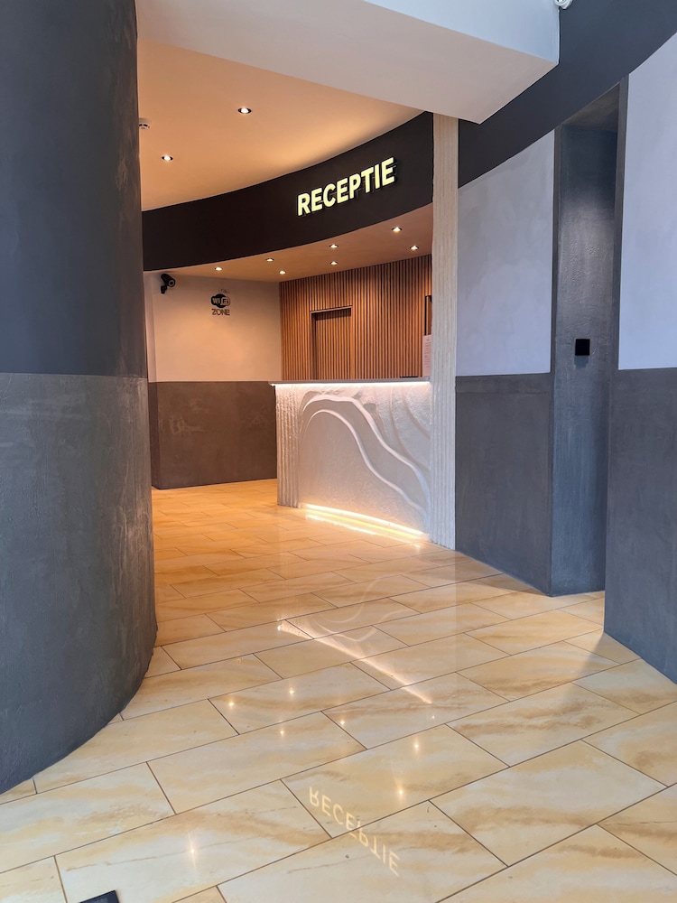 Hotel City Center 7/50