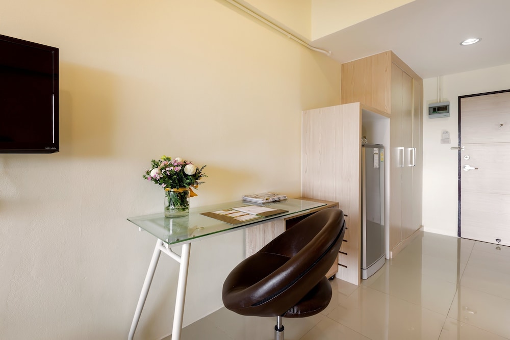 At115 by Rompo Mansion 53/80