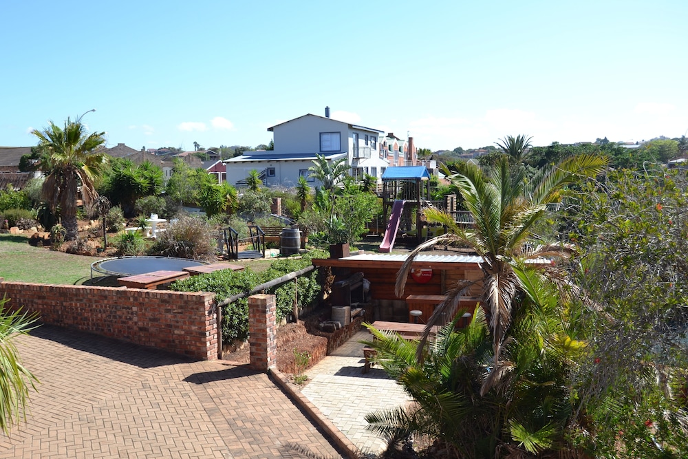 Dolphin View Guesthouse 40/50