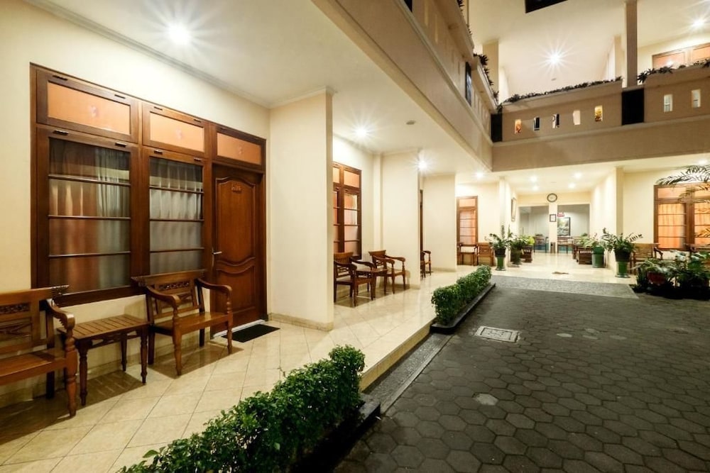 Maliboro Inn Hotel 6/61