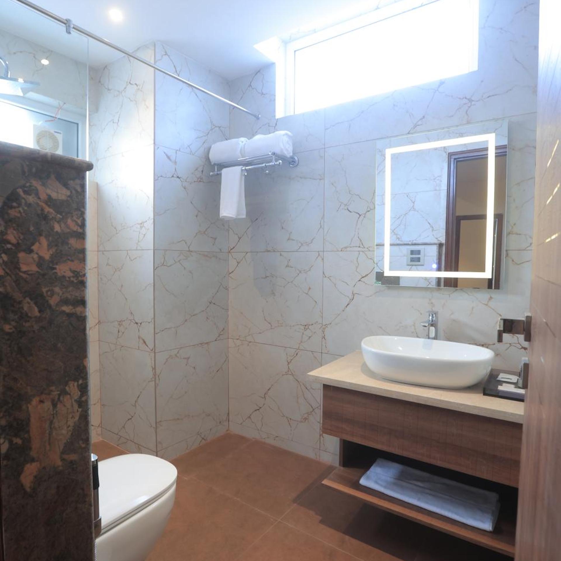 Hotel Holy Vivasa 39/41