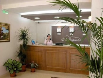 Legends Hotel 6/51