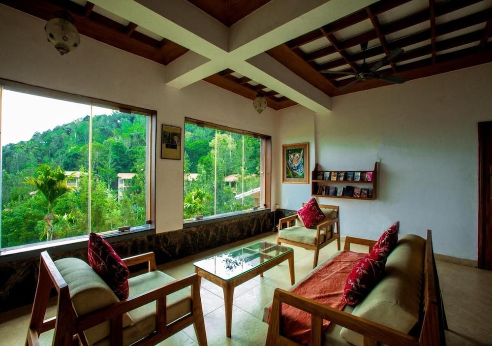 Oxygen Resorts Thekkady 27/50