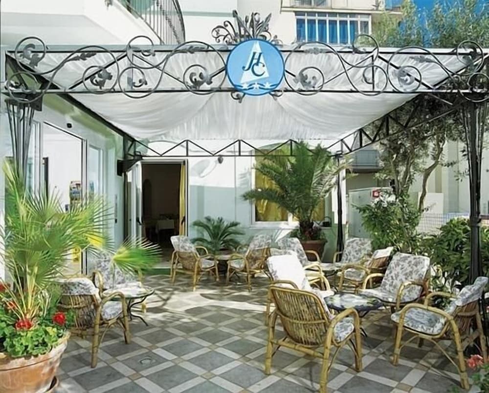 Residence Charles 6/47