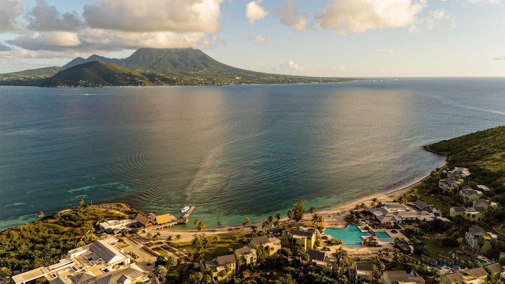 PARK HYATT ST. KITTS 71/74