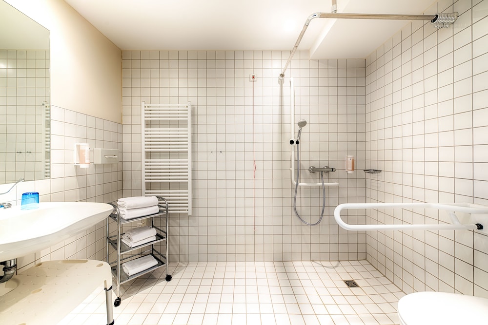 B&B Hotel Berlin City-Ost (ex. Best Western Hotel City Ost) 8/23