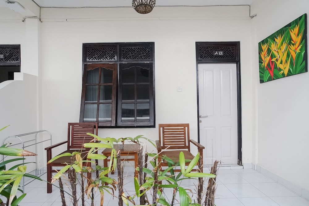 City Garden Bali Dwipa Hotel 14/76