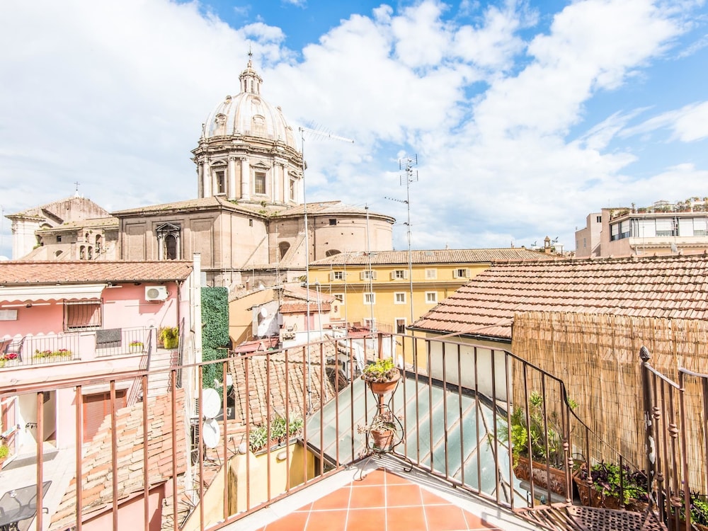 RSH Pallaro Terrace Stunning View 1/40