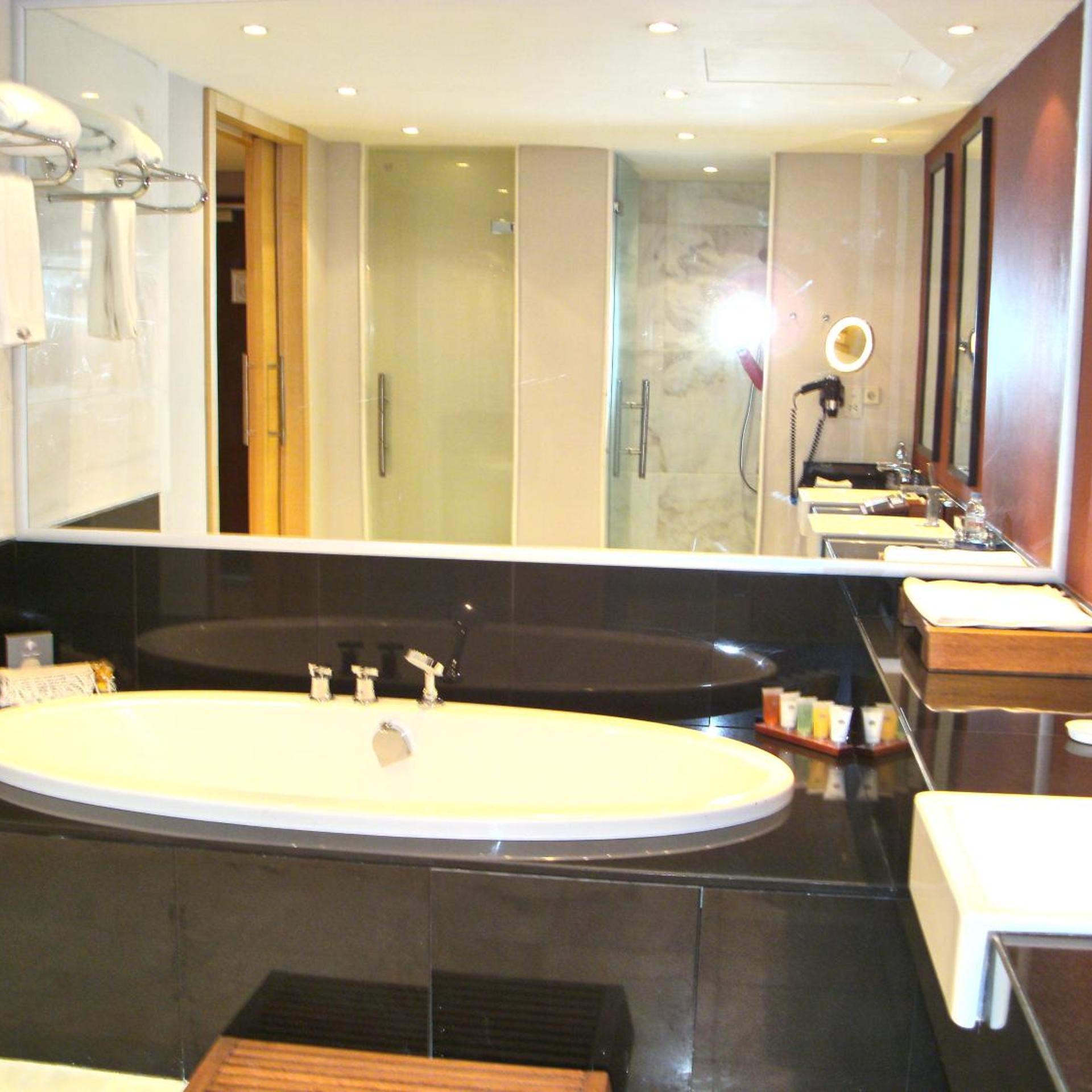 Hotel Grand Swiss 64/64