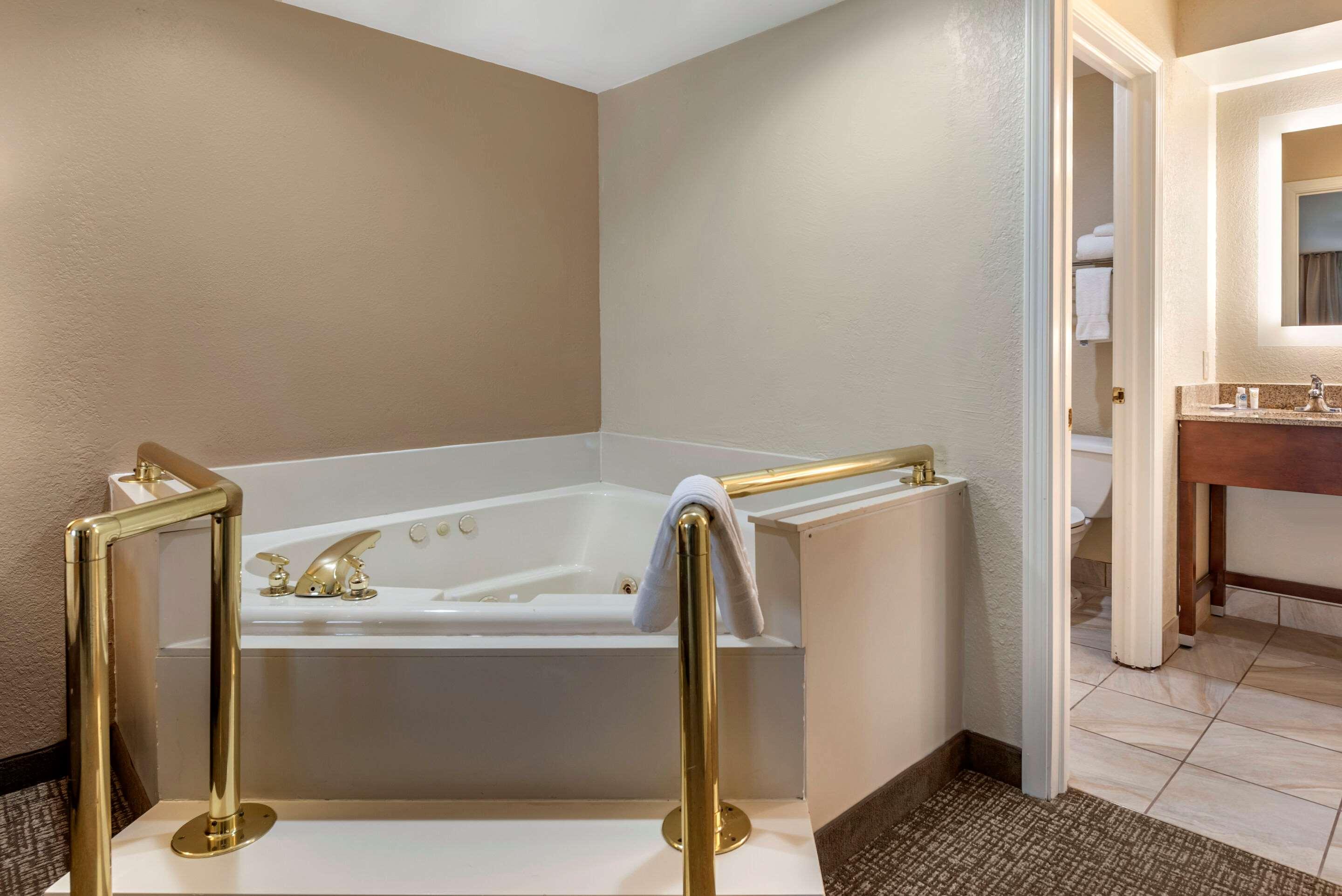 جناح بسرير كينج، Comfort Inn Lafayette I-65 3/4