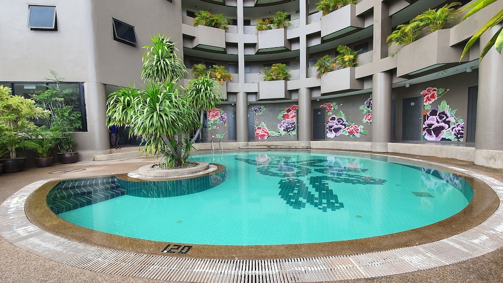 I Pavilion Hotel Phuket 30/33