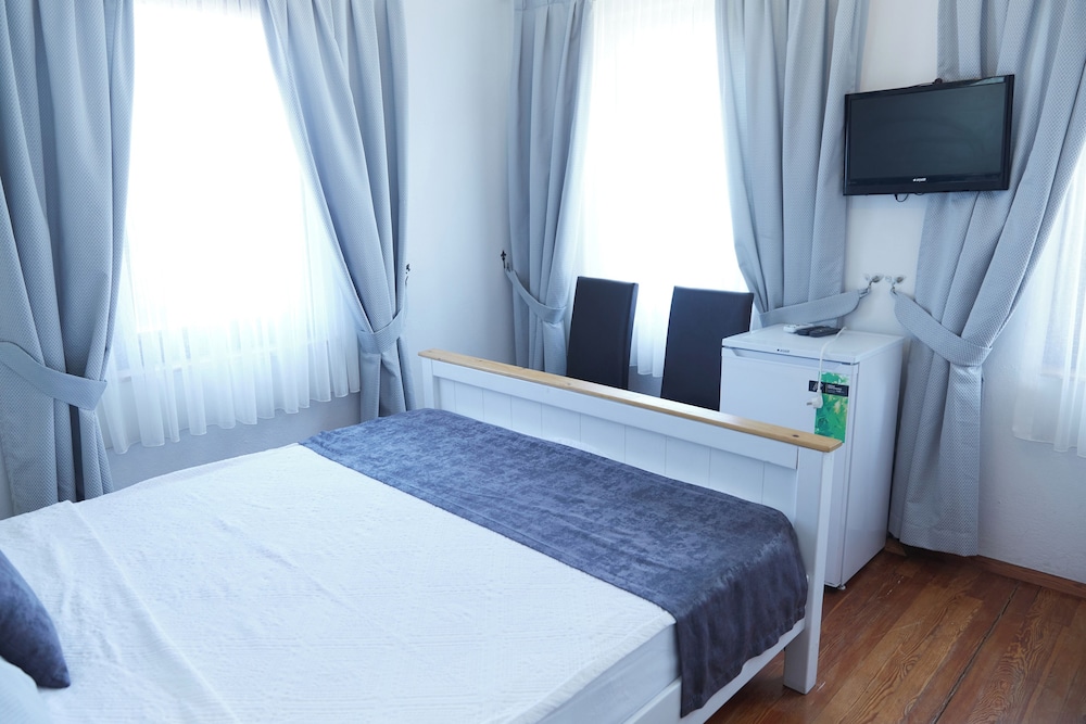 Ebruli Hotel 11/33