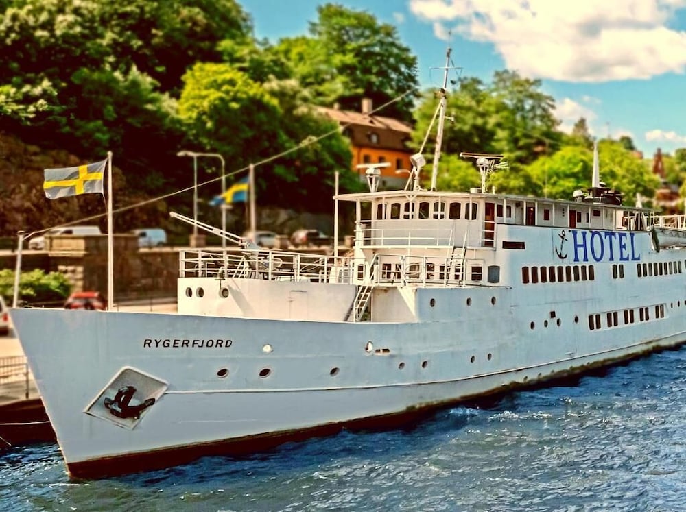Rygerfjord Hostel 53/65