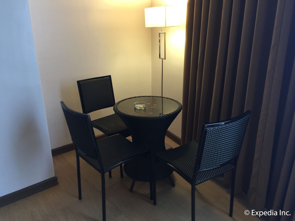 Leope Hotel 42/45