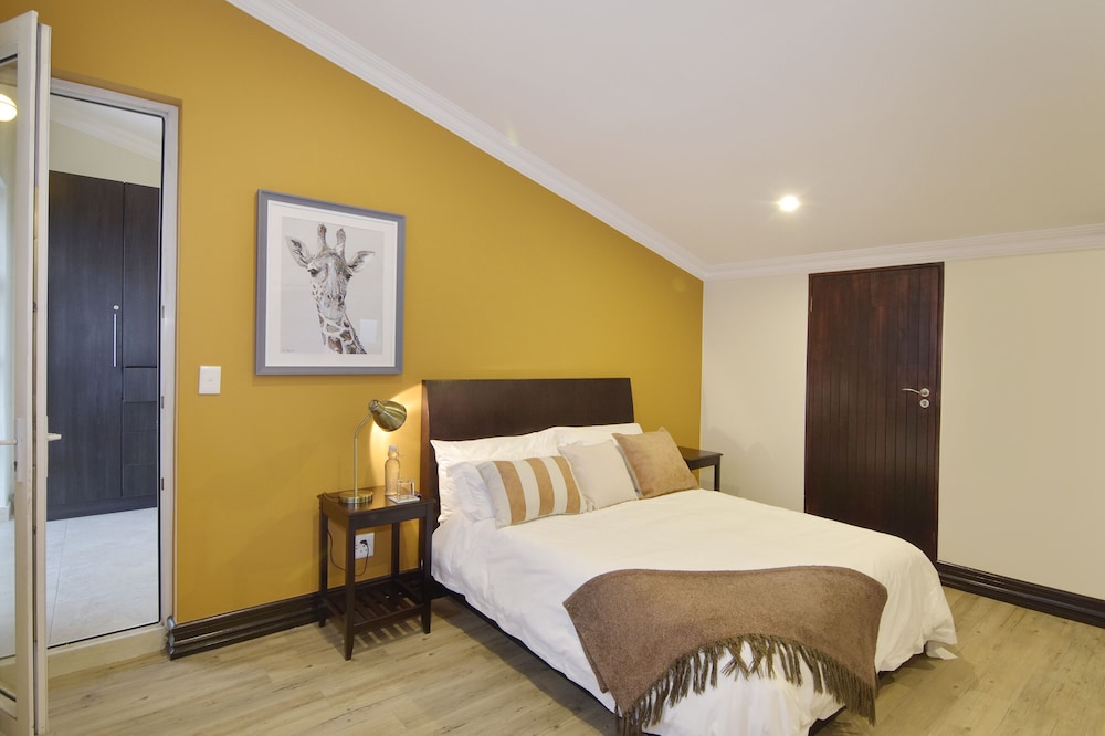 Sandown Guesthouse 9/49