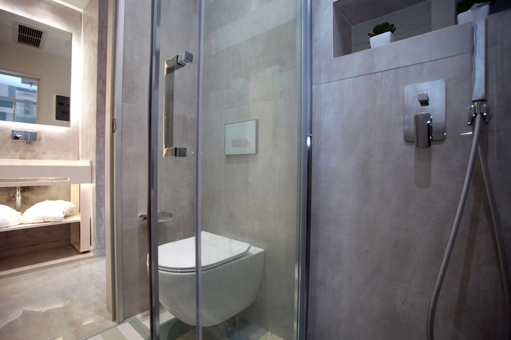 Minthi Boutique Apartments 46/50