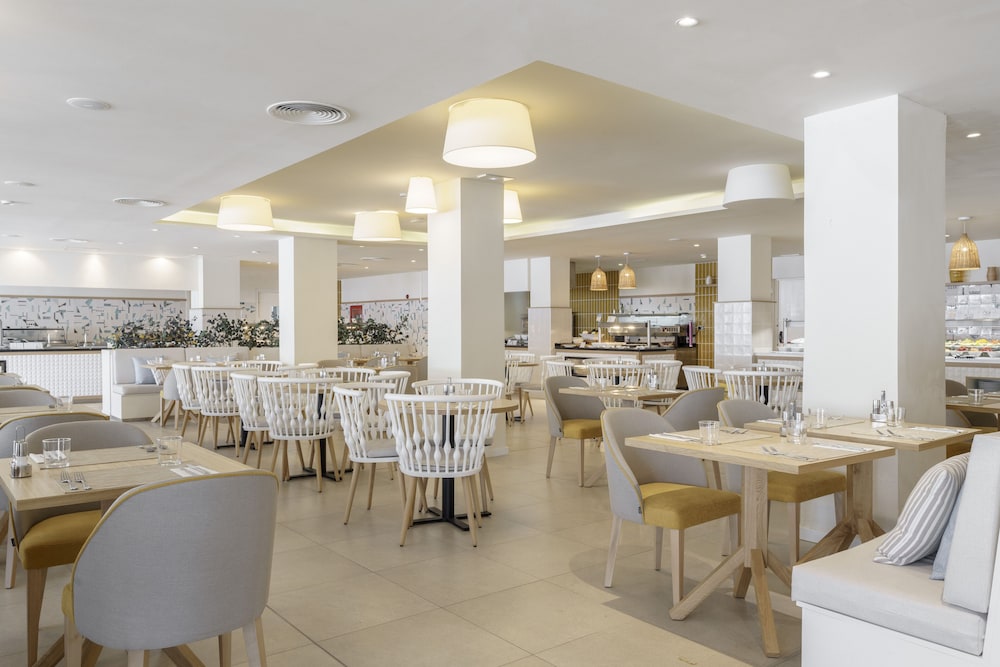 Aluasoul Mallorca Resort - Adults Only 50/71