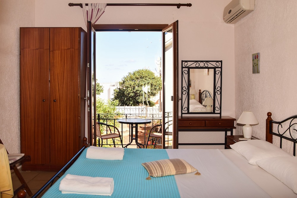 Athina Villas 11/56