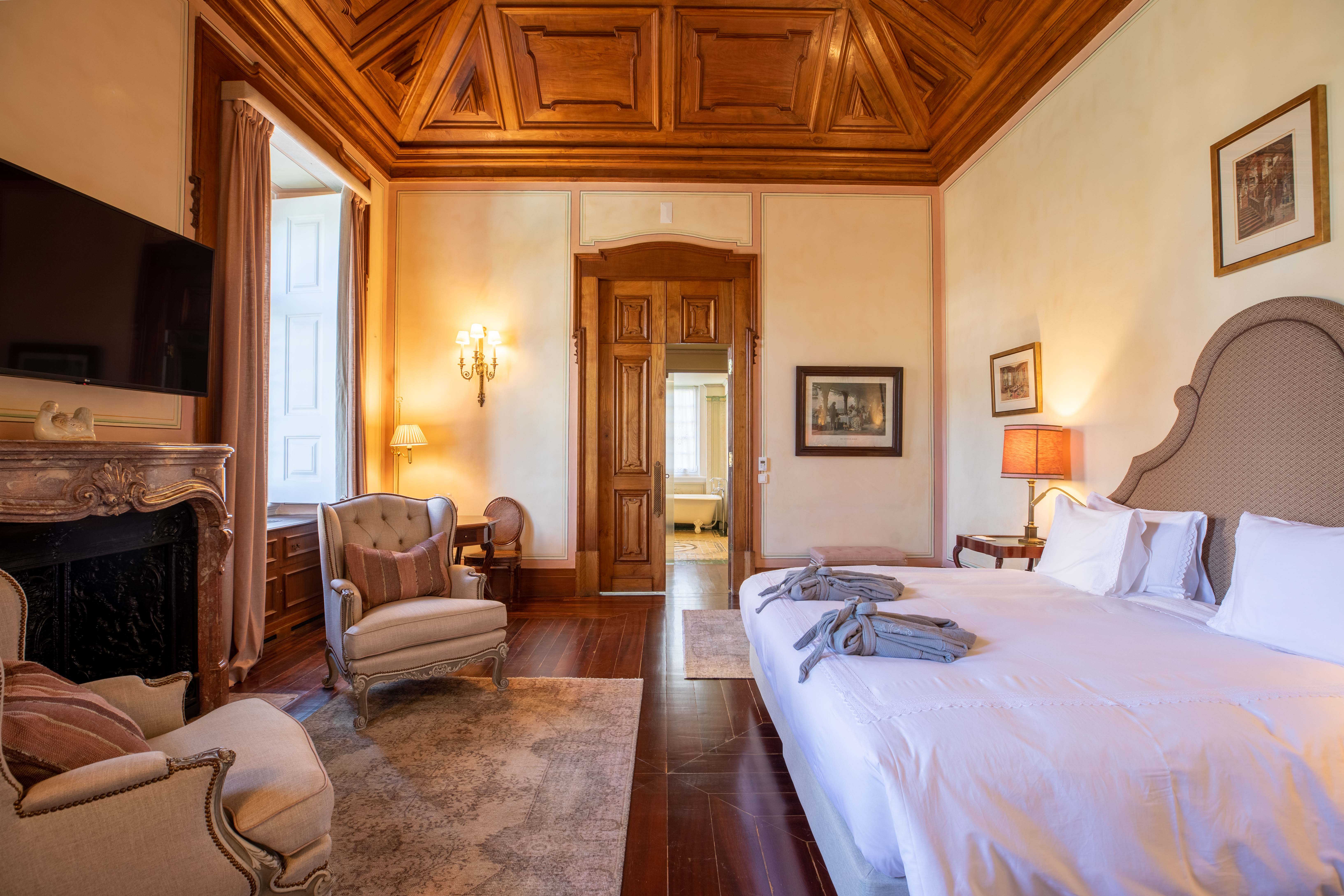Superior, Suite, Ocean Front