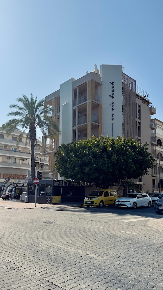 En Vie Beach Boutique Hotel-Adult Only 69/78
