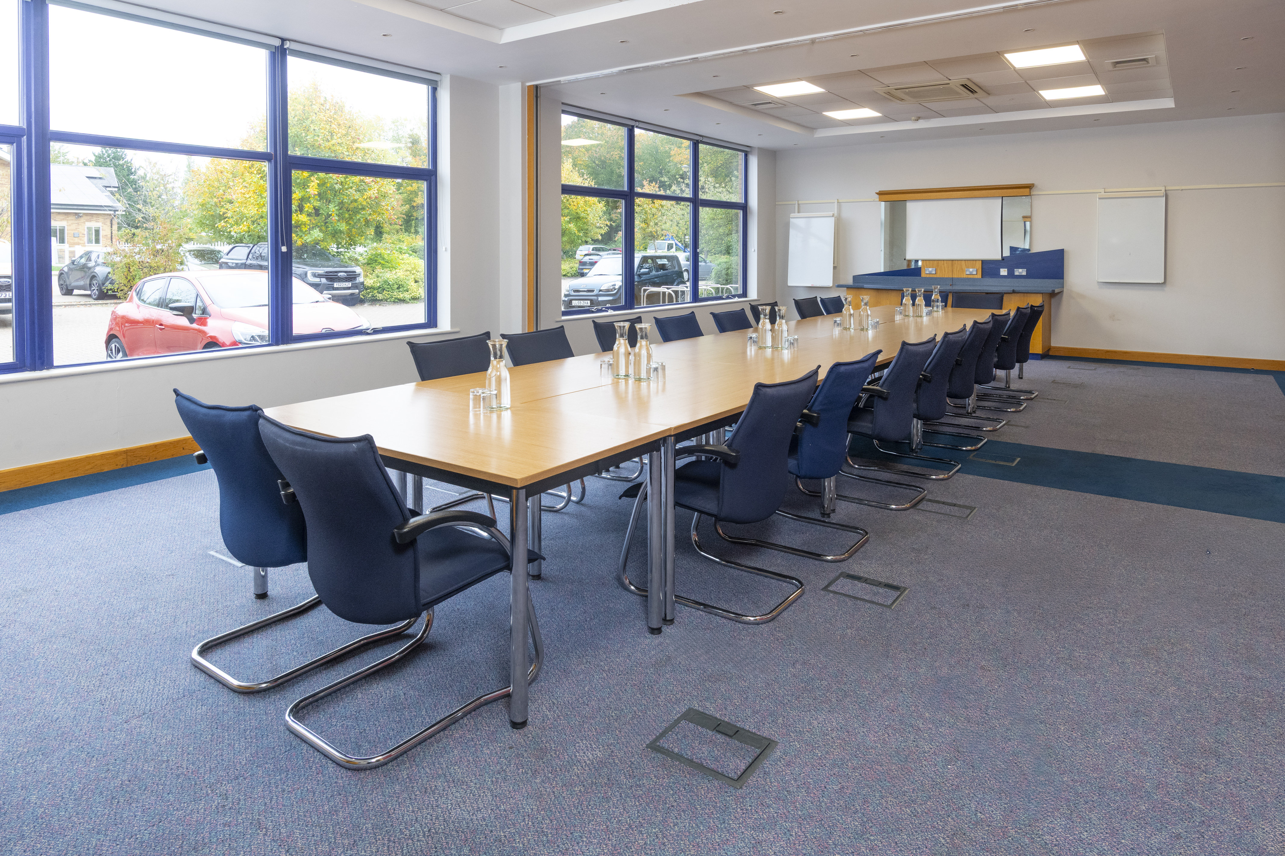 Holiday Inn Express Milton Keynes 36/46