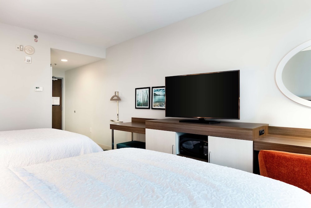 Hampton Inn Acworth GA 17/40