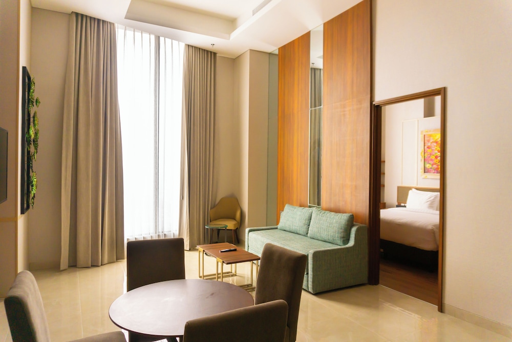 Trembesi Hotel BSD 26/50