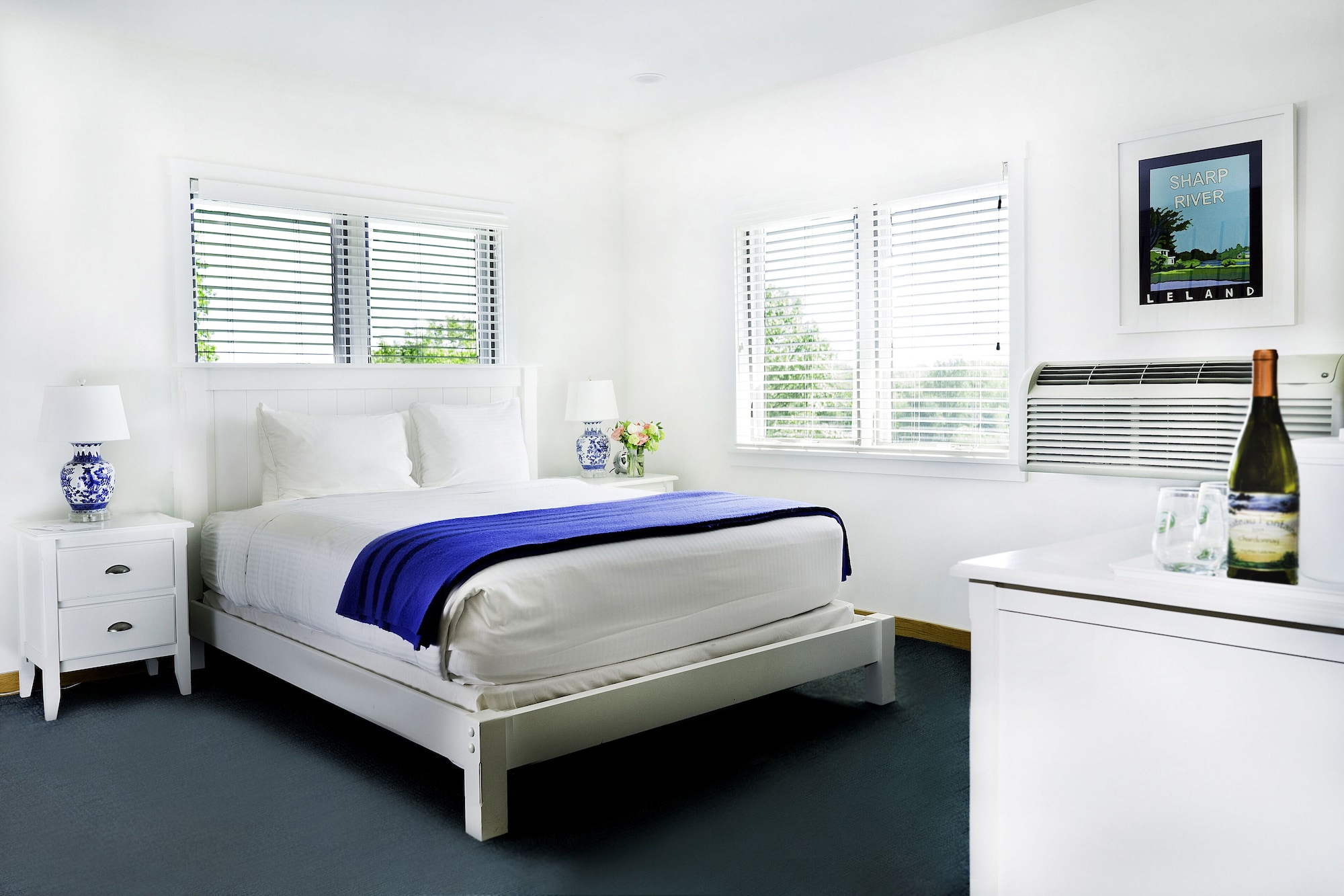 STANDARD, KING BED