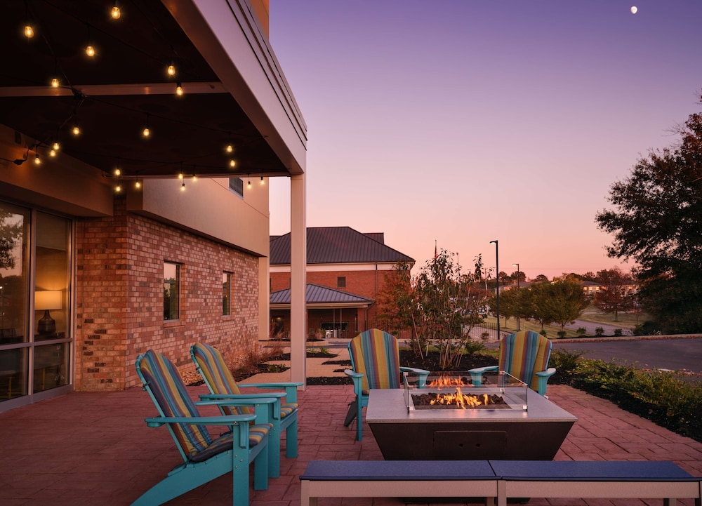 Home2 Suites by Hilton Tupelo, MS 8/44