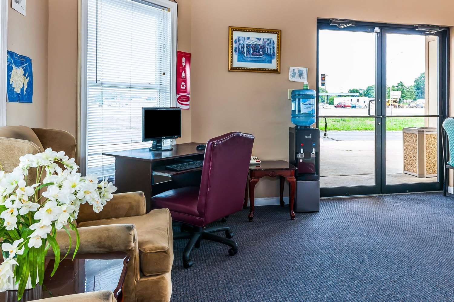 Econo Lodge Vincennes IN 16/19