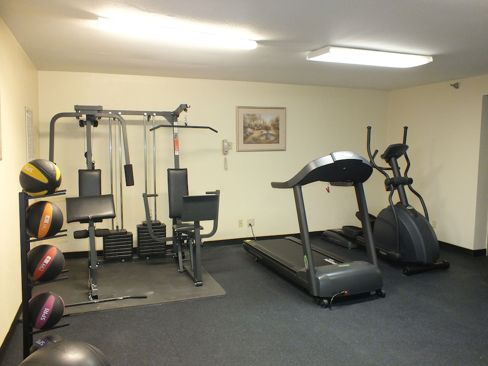 Days Inn by Wyndham Indianapolis Northeast 21/27
