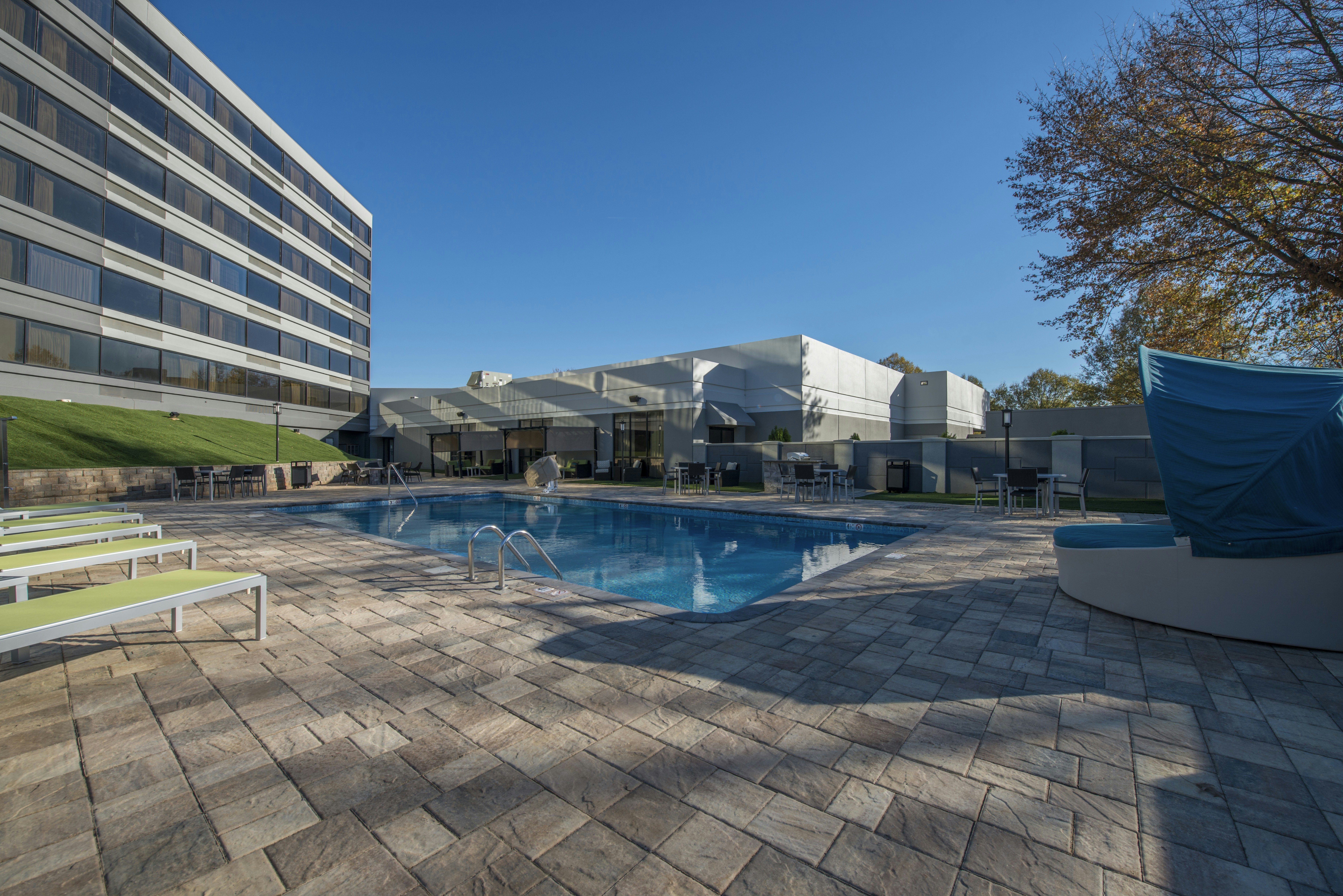 Doubletree By Hilton Hotel Winston Salem - University 54/55
