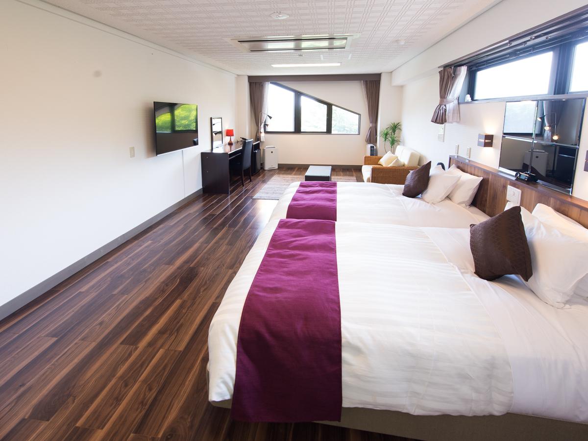 Japanese, Superior, Twin Beds, Mountain View, Ocean View, Night View