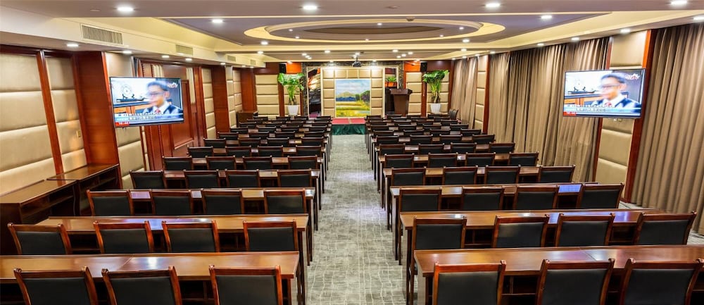 Greentree Eastern Huainan Guangchang Road Hotel 32/39