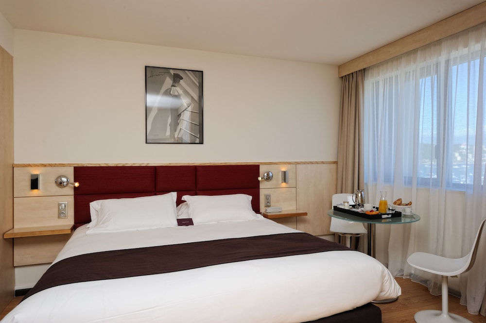 Mercure Ajaccio Centre 9/76