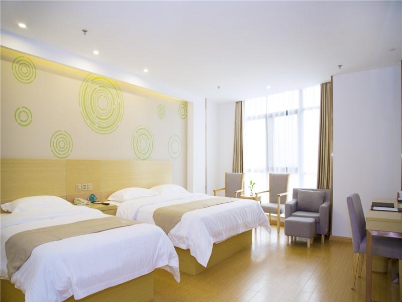 GreenTree Inn Yangzhou Shiqiao Town Jianyang Mansion Express Hotel 10/17