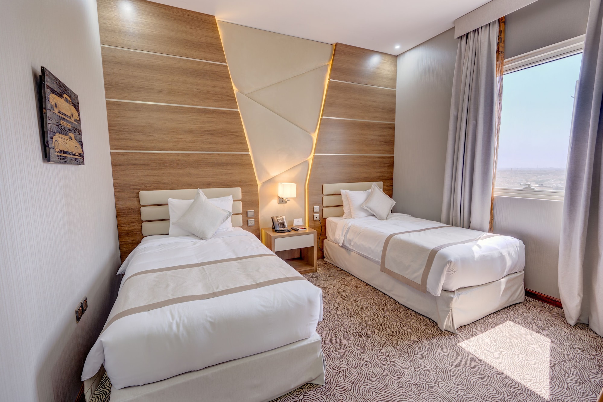 SUPERIOR, TWIN BEDS