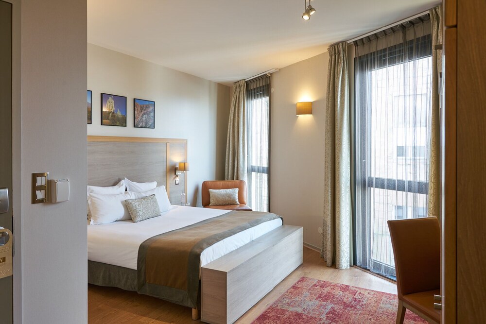 Hôtel Vatel 8/66