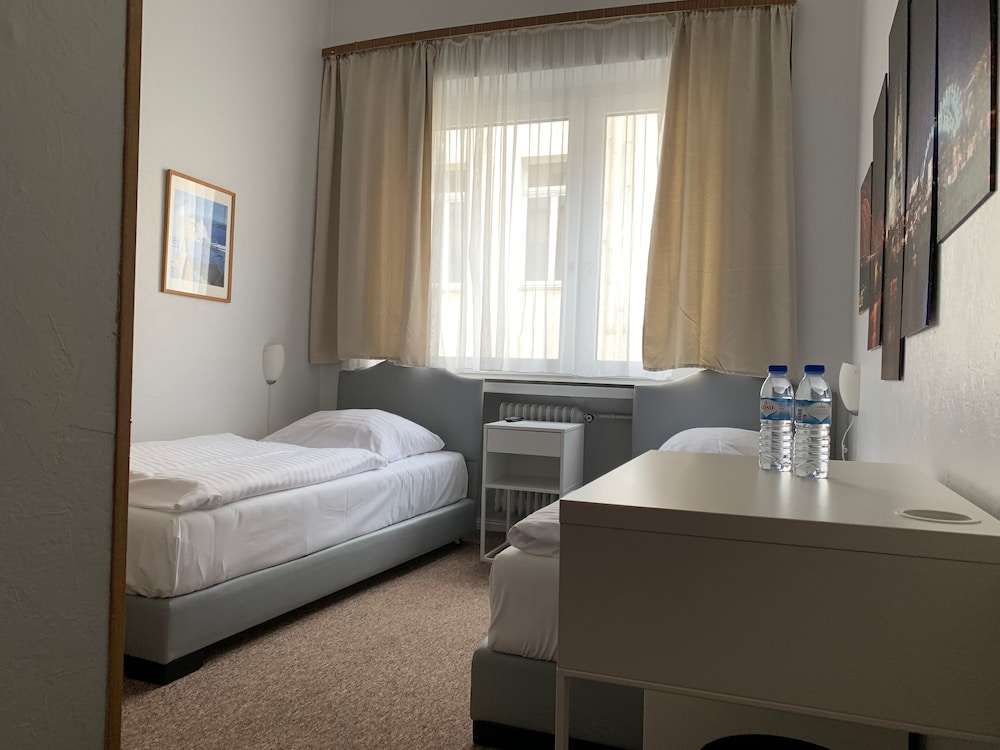 Hotel Berg 10/29