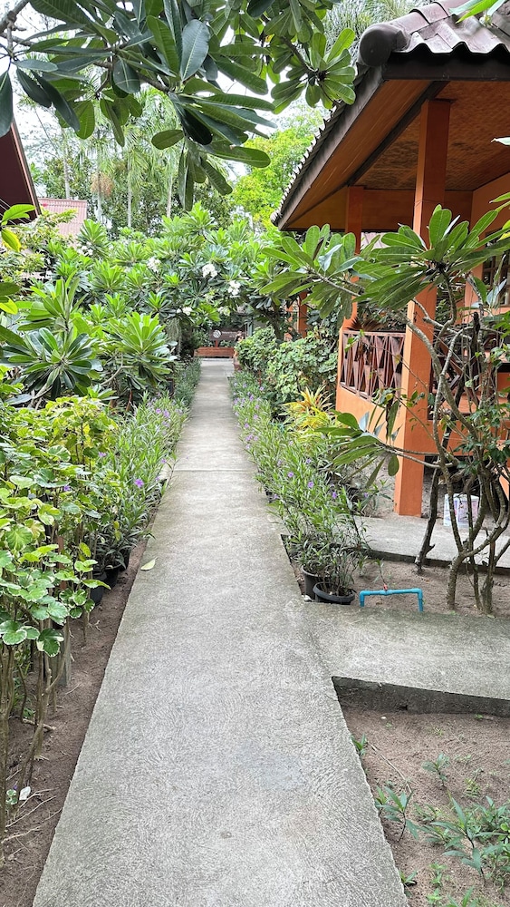 Nat Resort Koh Tao 40/48
