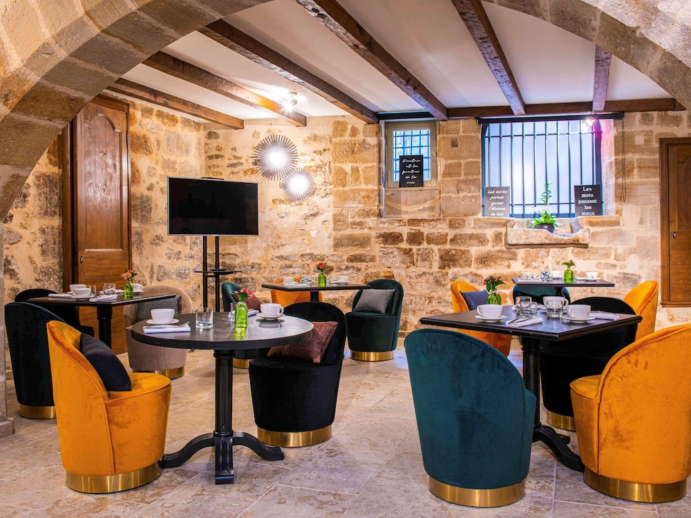 Mercure Figeac Viguier Du Roy 54/63