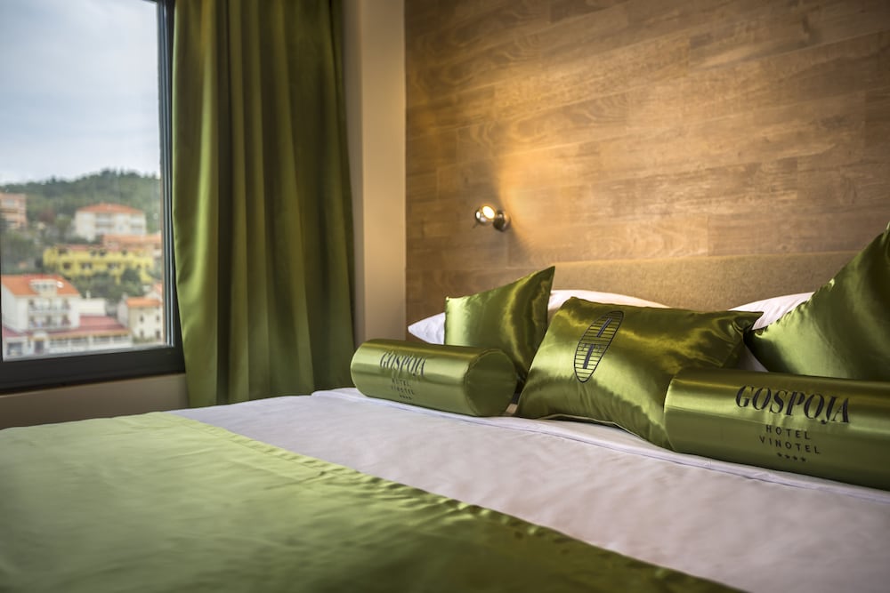 HOTEL VINOTEL GOSPOJA 24/69
